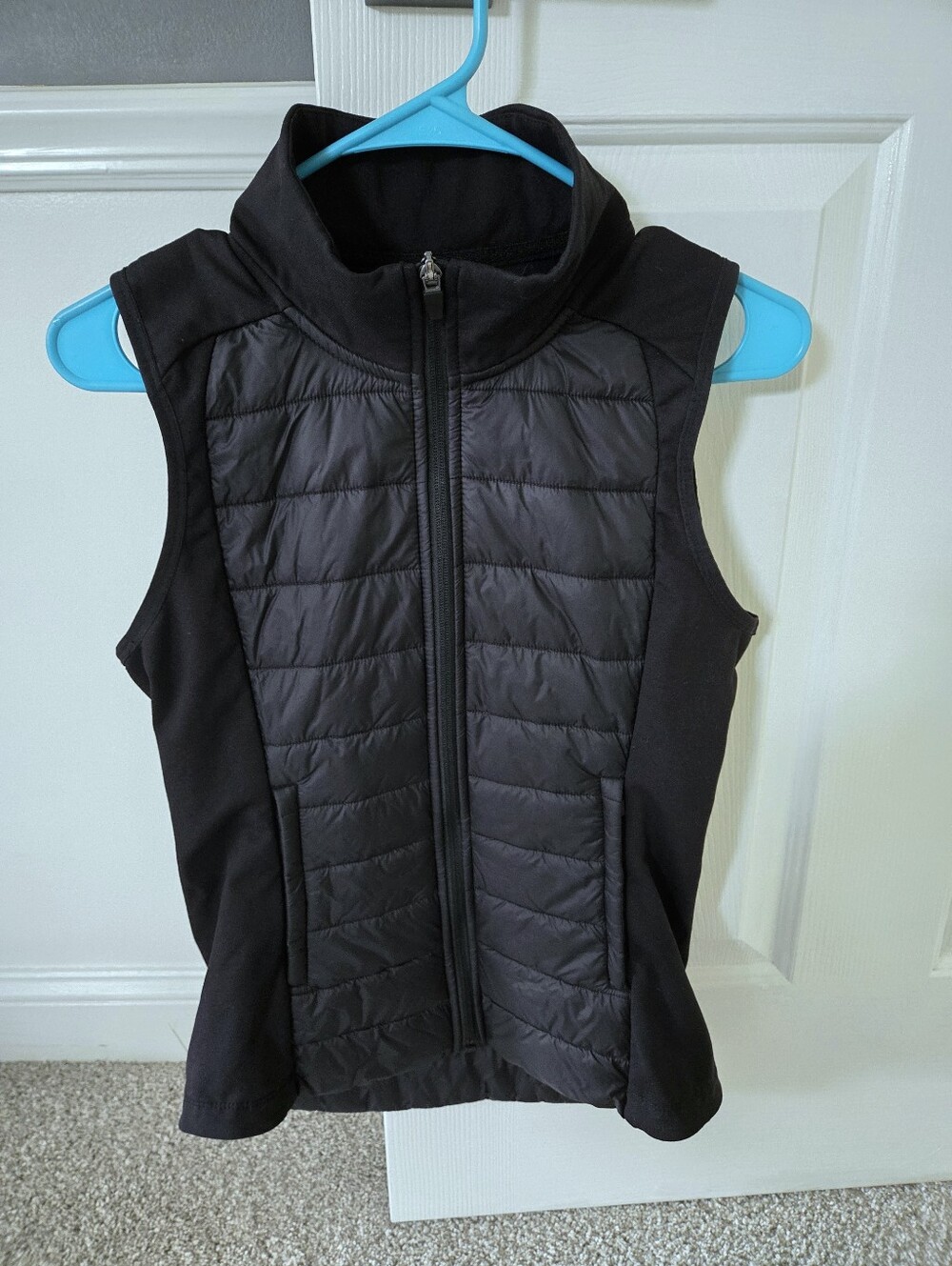 NWOT Baleaf Womens Lightweight Warm Puffer Vest